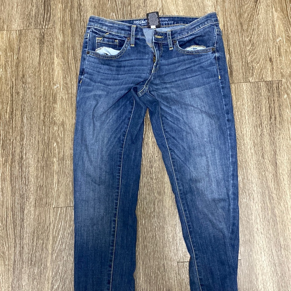 Low rise super stretch skinny jeans